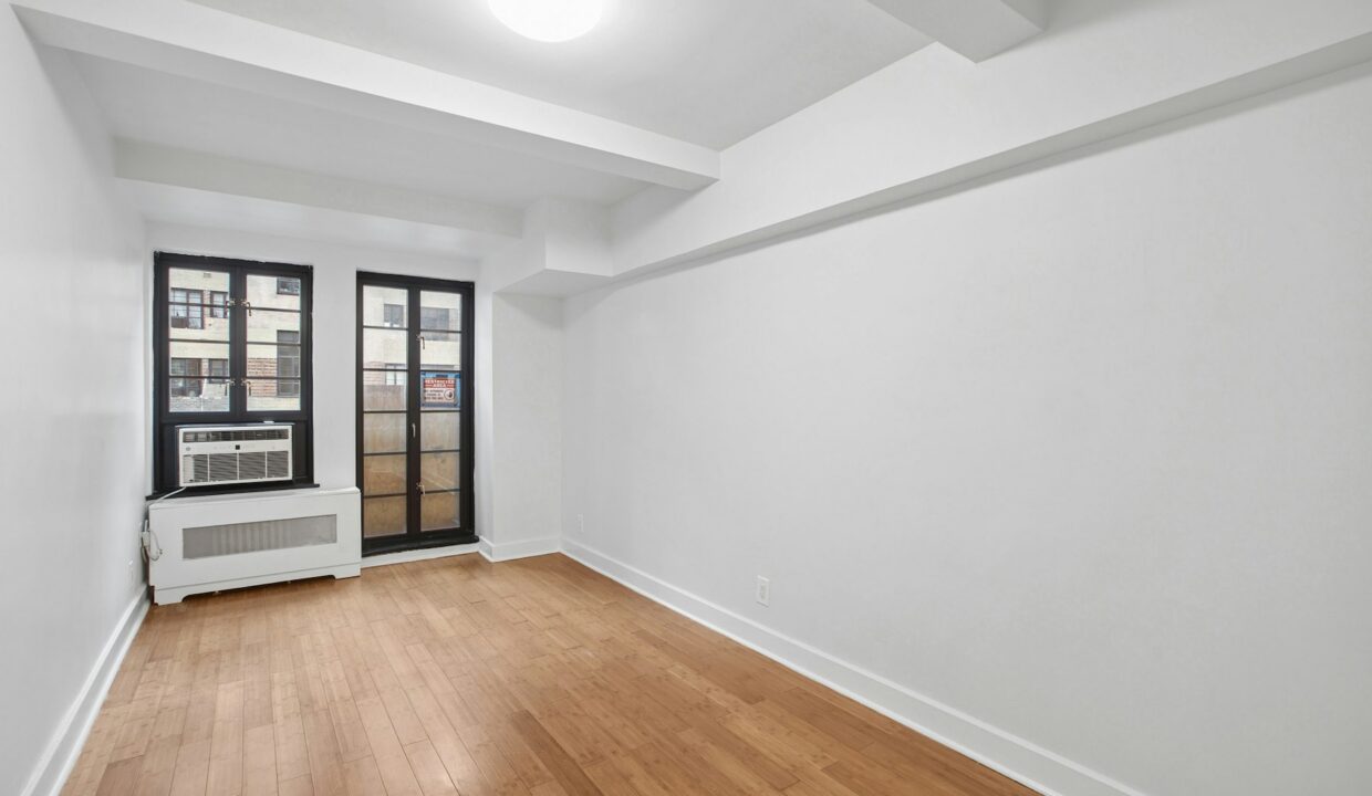 Beaux Arts II - 310 E 44 Apartment 1410 — official Brodsky photo