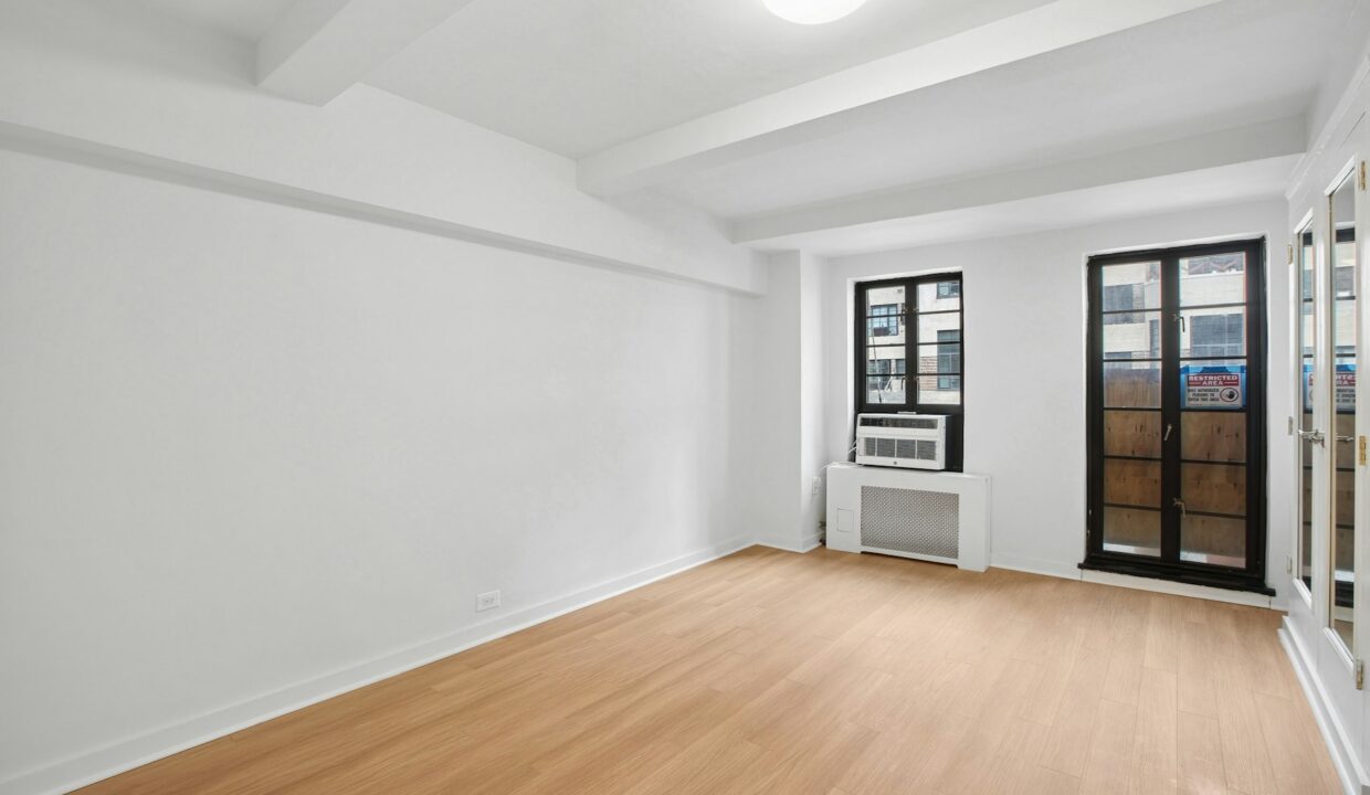 Beaux Arts II - 310 E 44 Apartment 1408 — official Brodsky photo