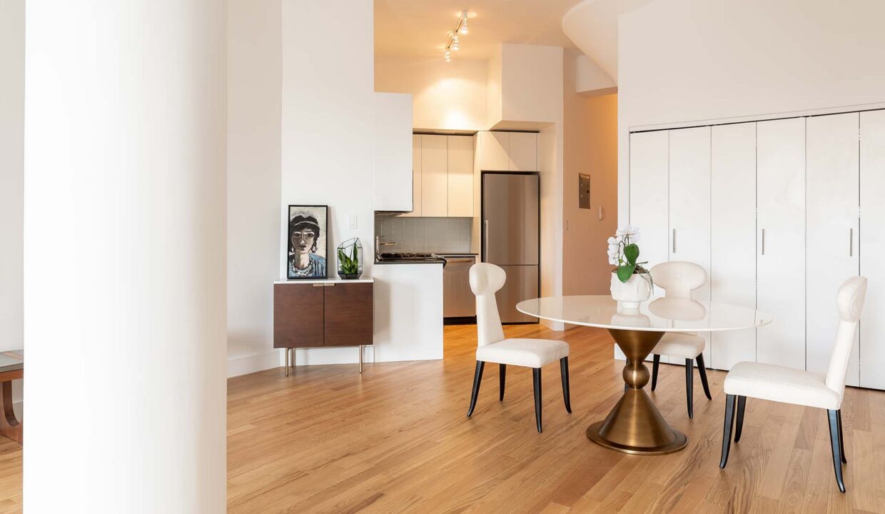 95-Horatio-St_Dining-Area_Kitchen