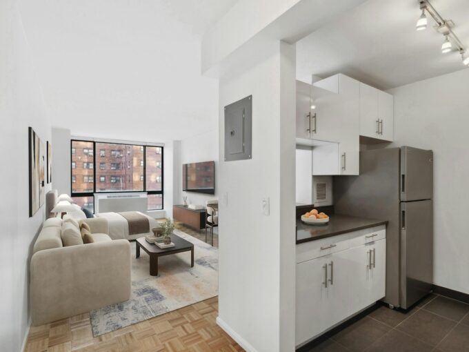 West End Towers Apartment P3M — official Brodsky photo