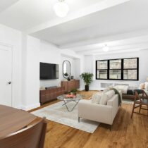 Beaux Arts I - 307 E 44 Apartment 721 — official Brodsky photo