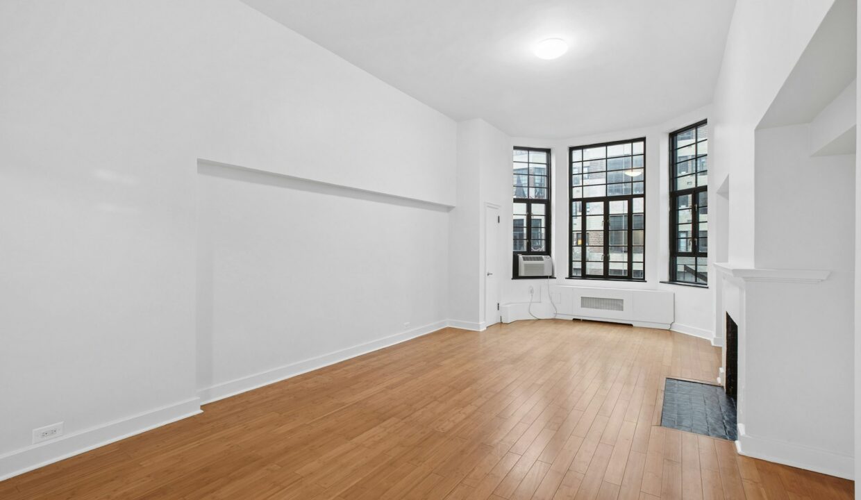 Beaux Arts II - 310 E 44 Apartment 1410 — official Brodsky photo
