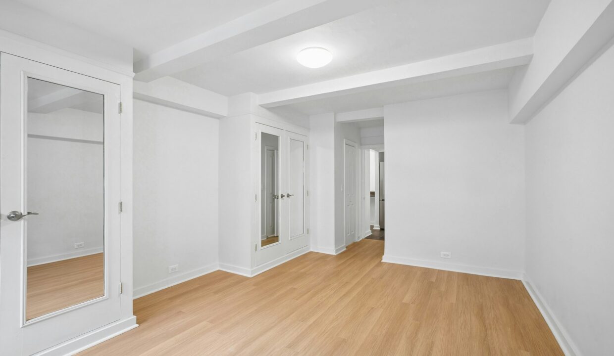 Beaux Arts II - 310 E 44 Apartment 1408 — official Brodsky photo