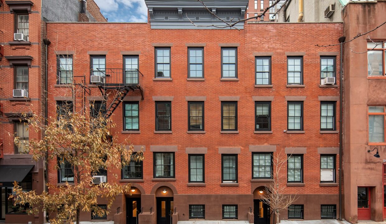 235 West 13th Street Apartment 8 — official Brodsky photo