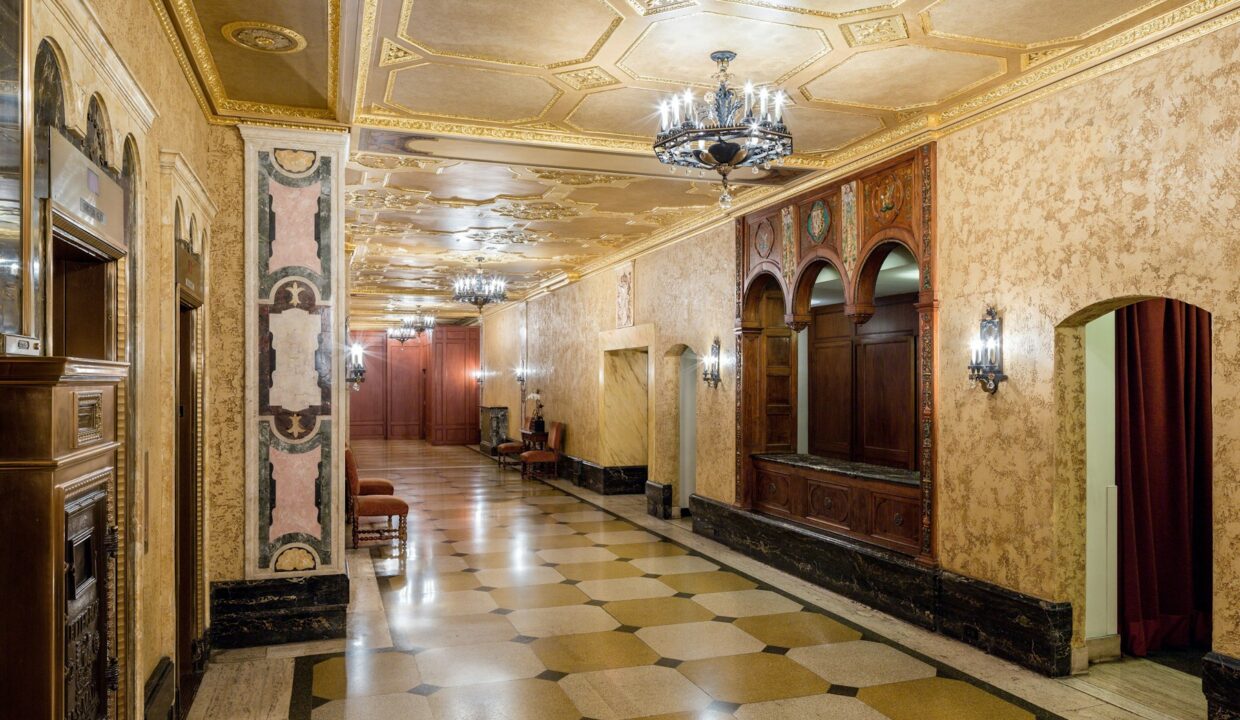 24 Fifth Avenue Apartment 1114 — official Brodsky photo