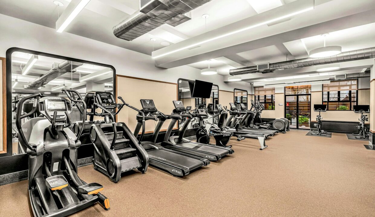 Beaux Arts II - 310 E 44 Apartment 1408 — official Brodsky photo