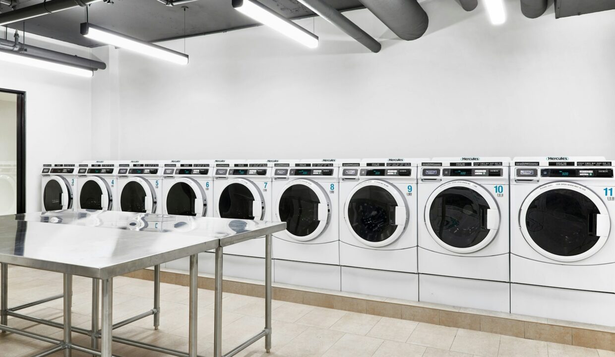 200W60 Apartment 24G — official Brodsky photo