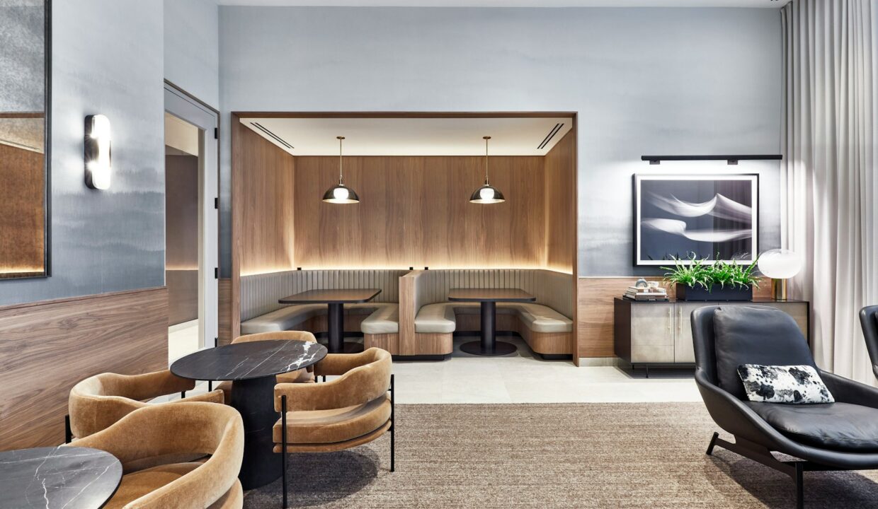 200W60 Apartment 24G — official Brodsky photo