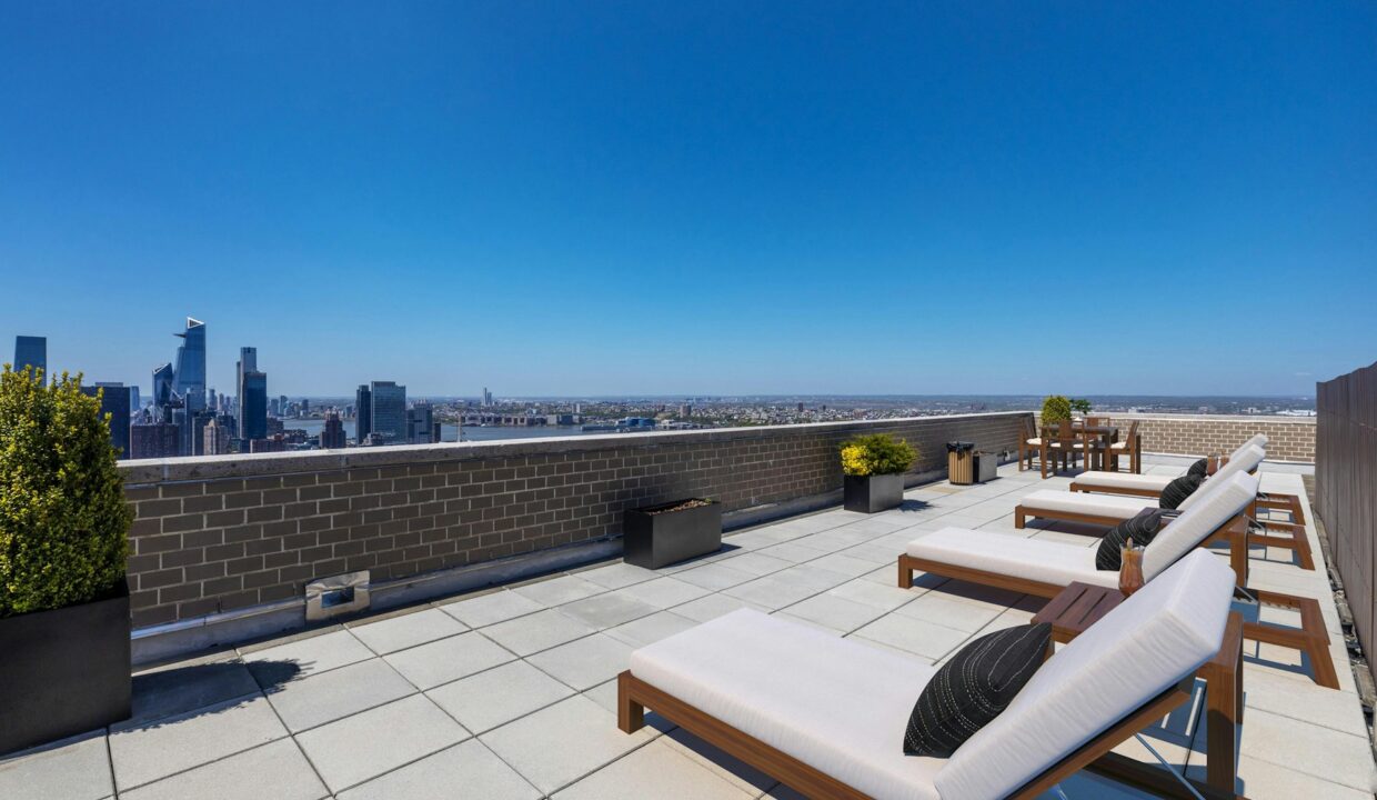 South Park Tower Apartment 35N — official Brodsky photo