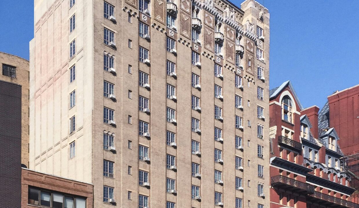 208 West 23rd Street Apartment 1408 — official Brodsky photo