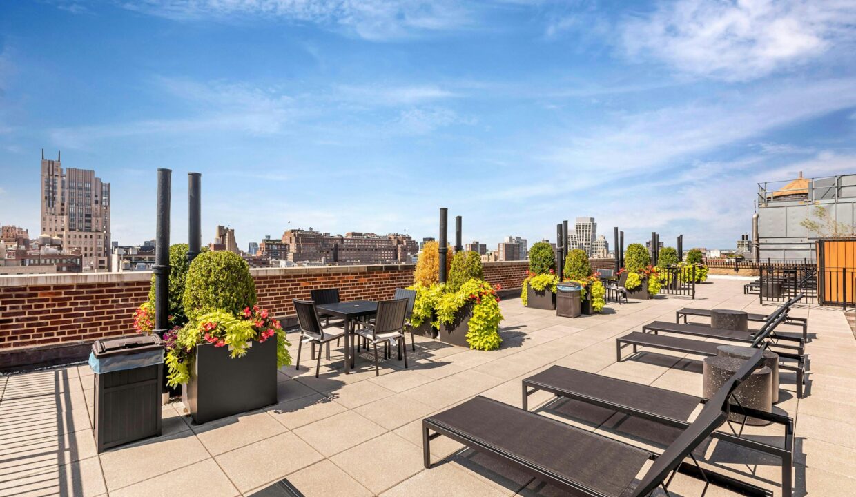 208 West 23rd Street Apartment 1408 — official Brodsky photo