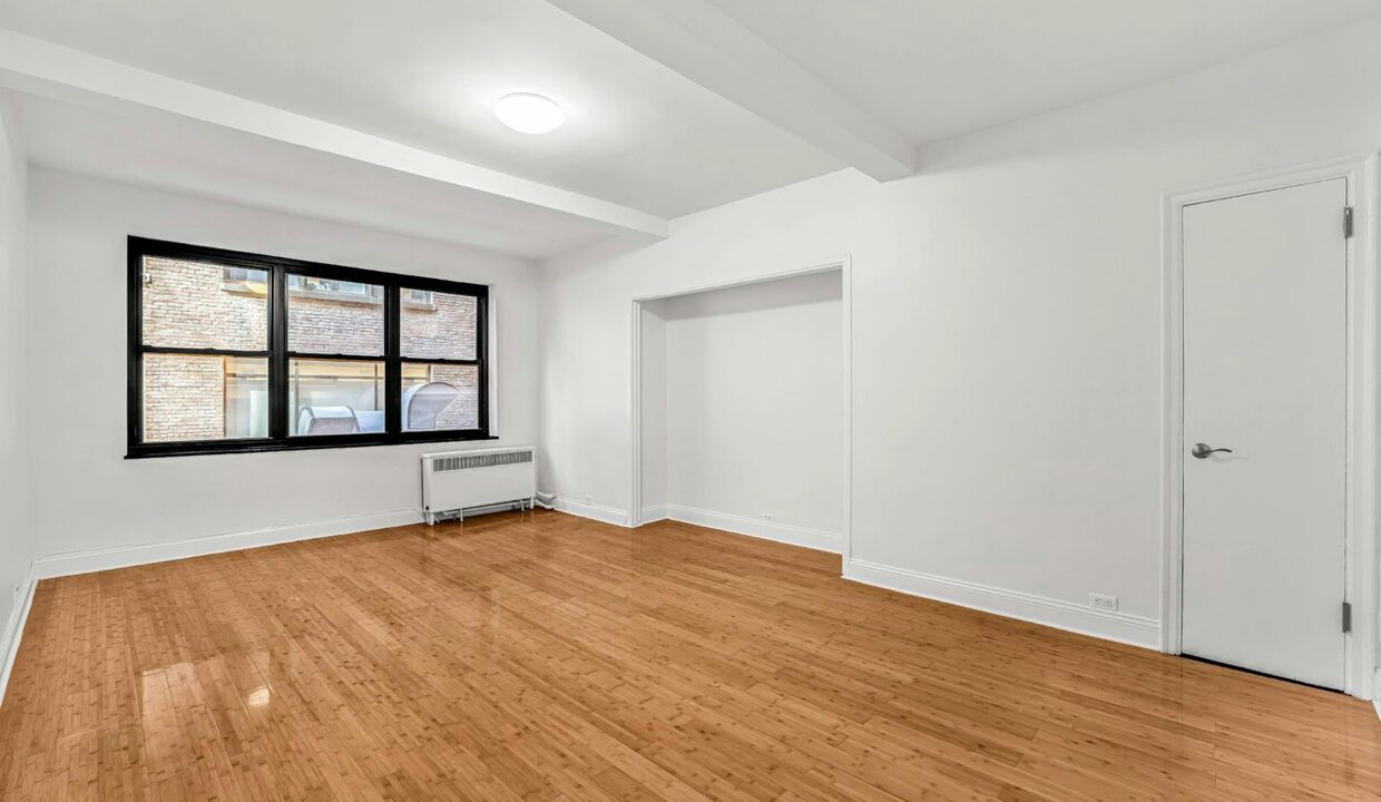 Beaux Arts I - 307 E 44 Apartment 309 — official Brodsky photo