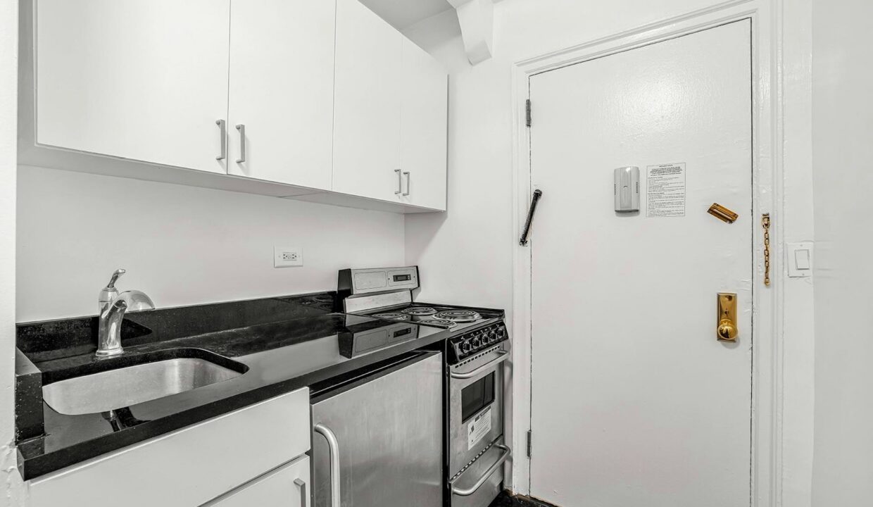 Beaux Arts I - 307 E 44 Apartment 309 — official Brodsky photo