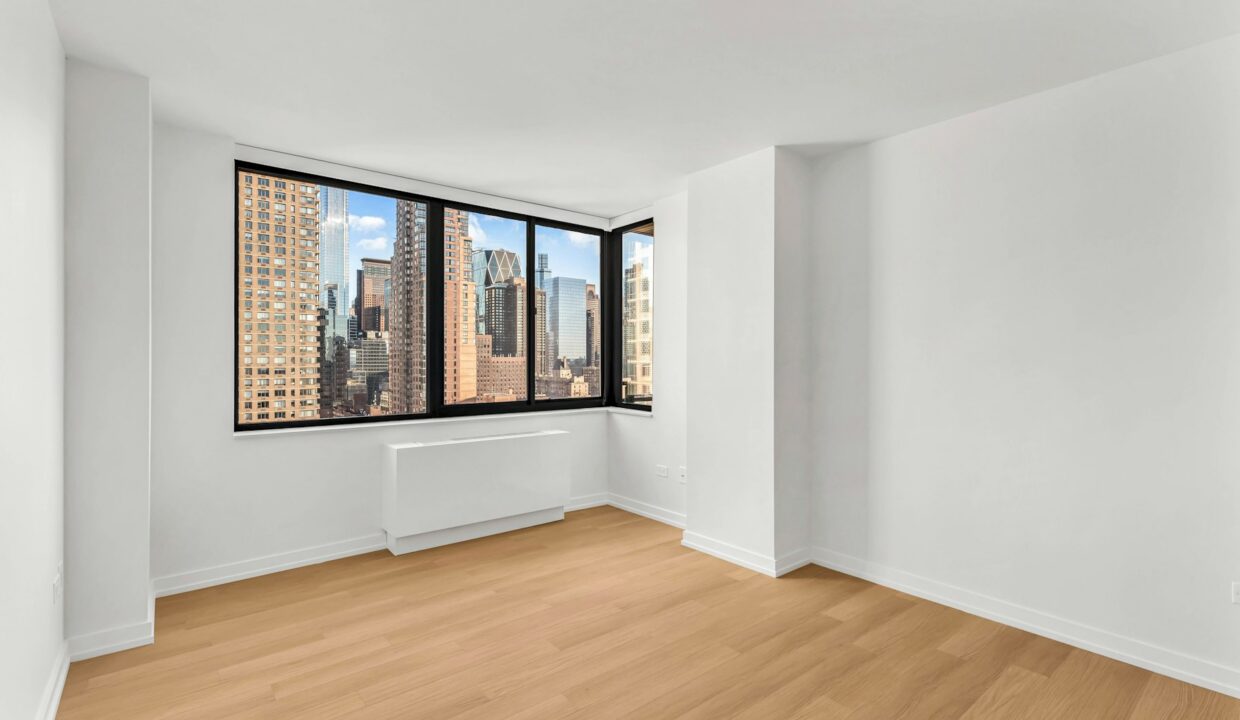 200W60 Apartment 24G — official Brodsky photo