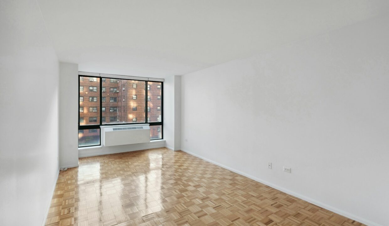 West End Towers Apartment P3M — official Brodsky photo