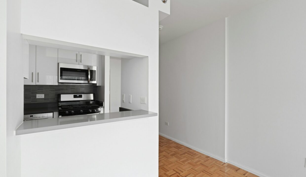 West End Towers Apartment P3M — official Brodsky photo