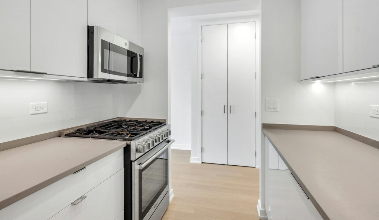 West End Towers Apartment P7G — official Brodsky photo