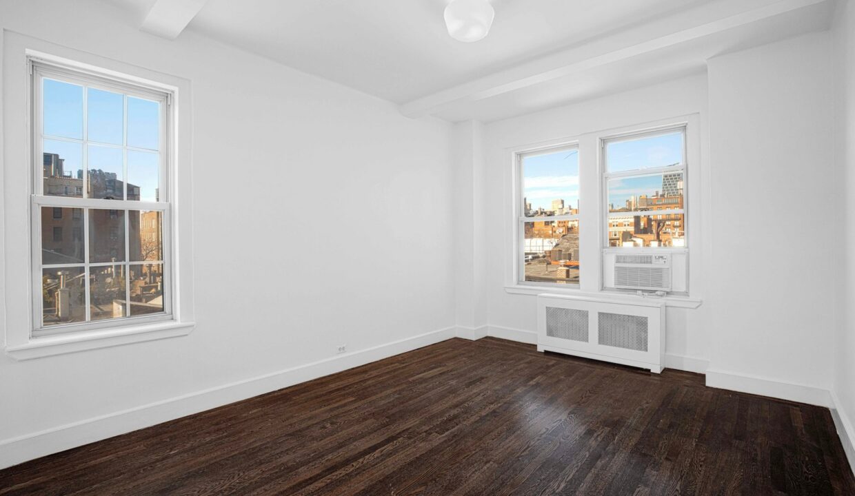 24 Fifth Avenue Apartment 732 — official Brodsky photo