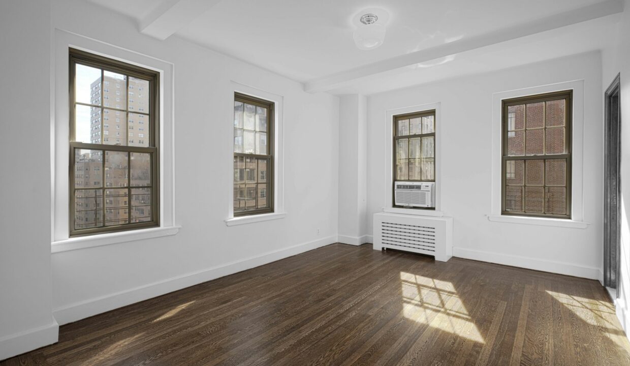 24 Fifth Avenue Apartment 1114 — official Brodsky photo