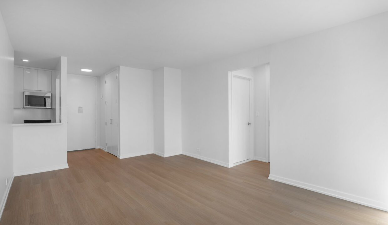 South Park Tower Apartment 43B — official Brodsky photo