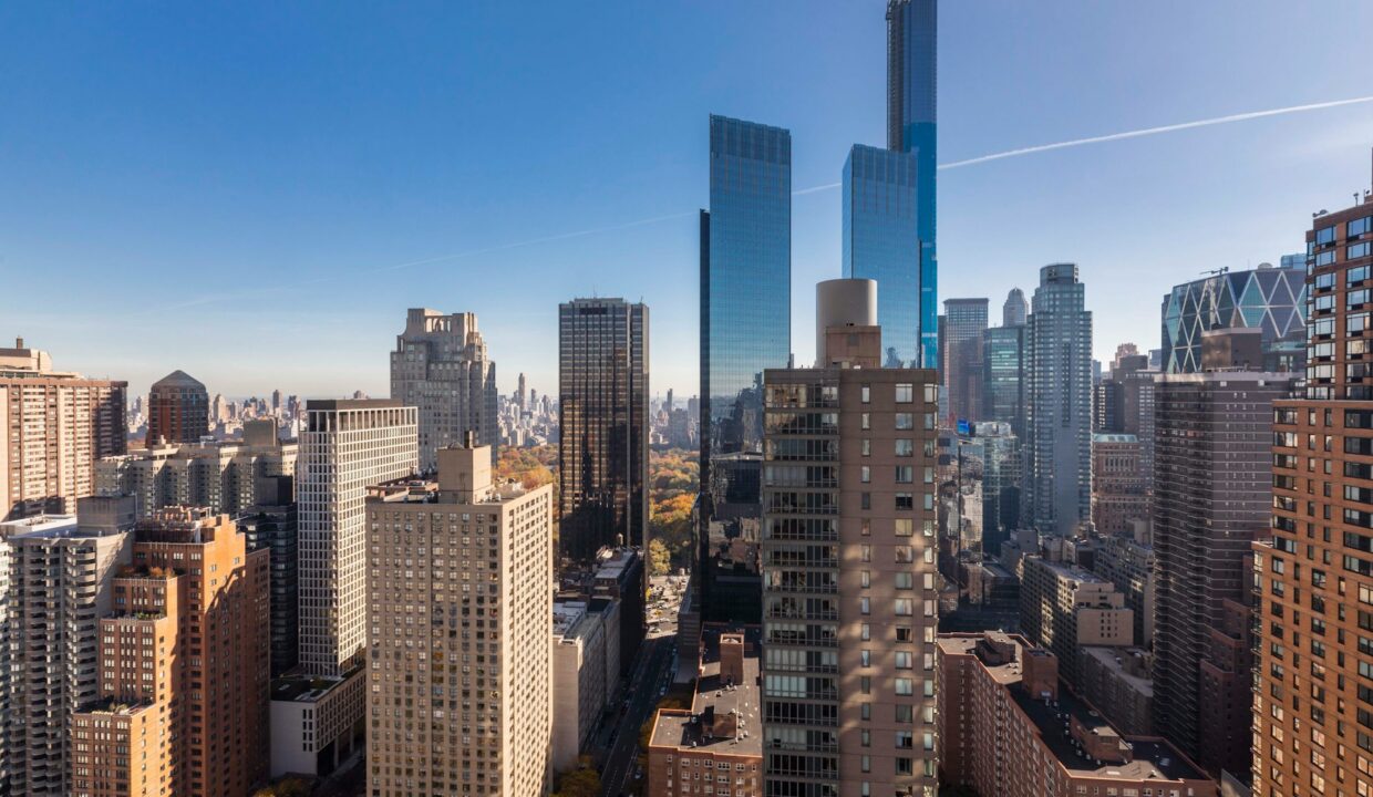 South Park Tower Apartment 43B — official Brodsky photo