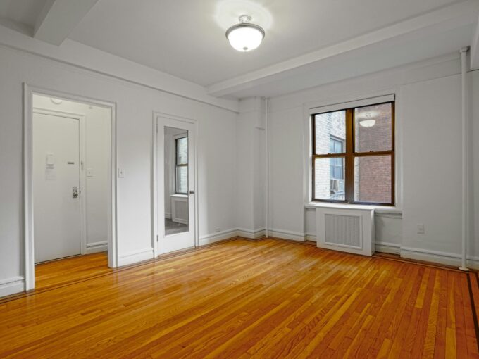 208 West 23rd Street Apartment 1408 — official Brodsky photo