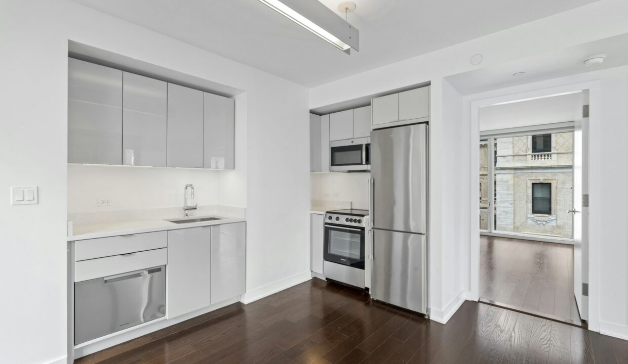 Enclave at the Cathedral Apartment 714 — official Brodsky photo