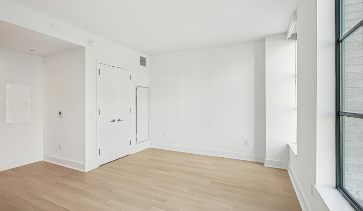 499 President Apartment 804 — official Brodsky photo