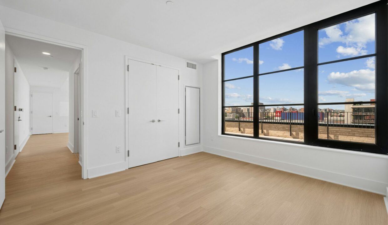499 President Apartment 821 — official Brodsky photo