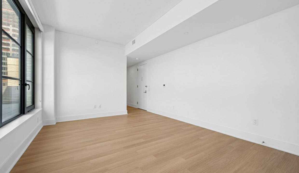 499 President Apartment 821 — official Brodsky photo