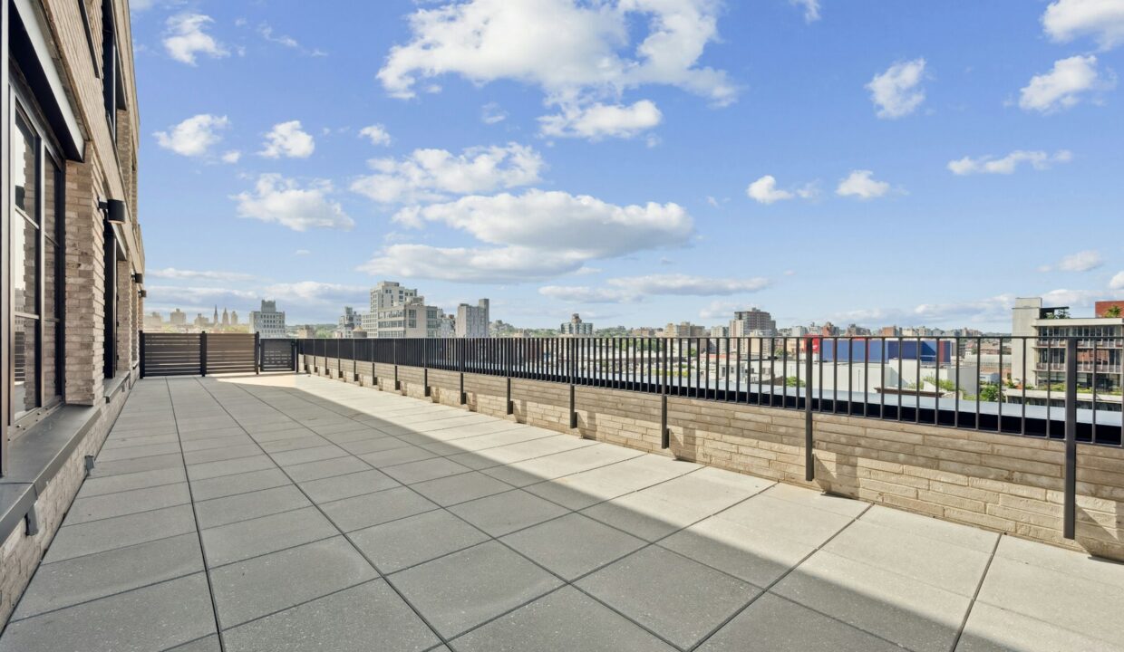 499 President Apartment 821 — official Brodsky photo