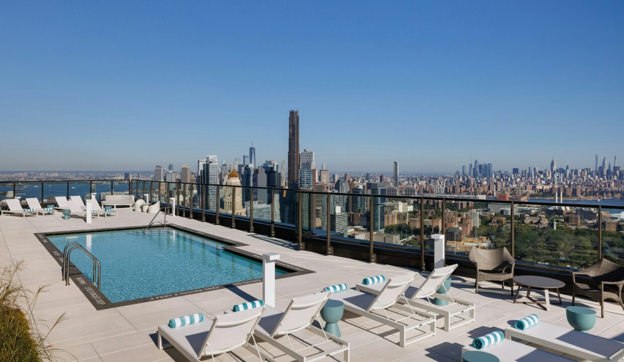 Brooklyn Crossing Apartment 3008 — official Brodsky photo