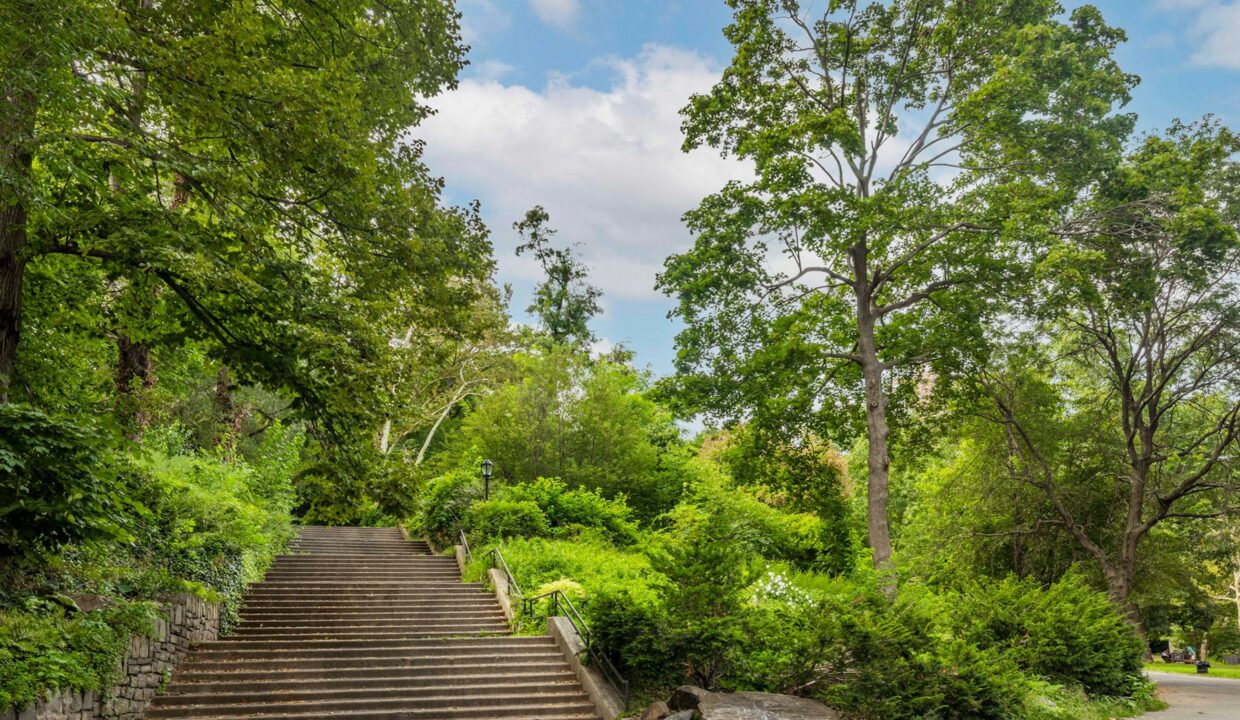 Enclave at the Cathedral Apartment 714 — official Brodsky photo