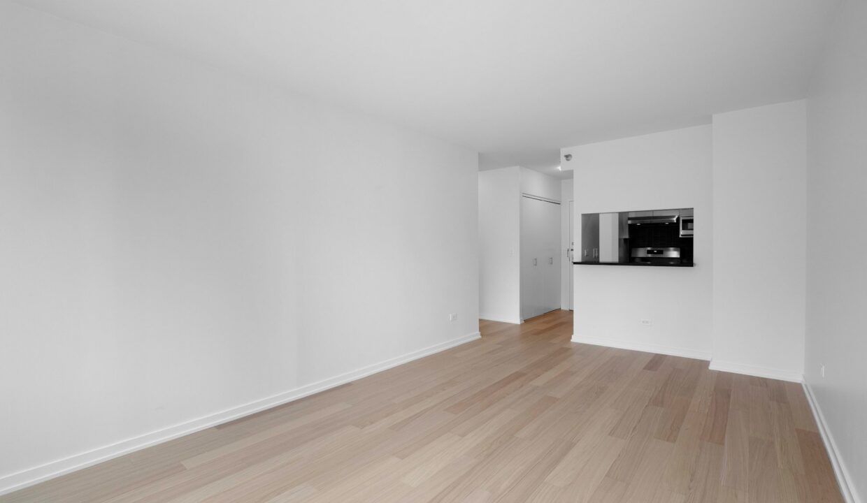 West End Towers Apartment S17H — official Brodsky photo