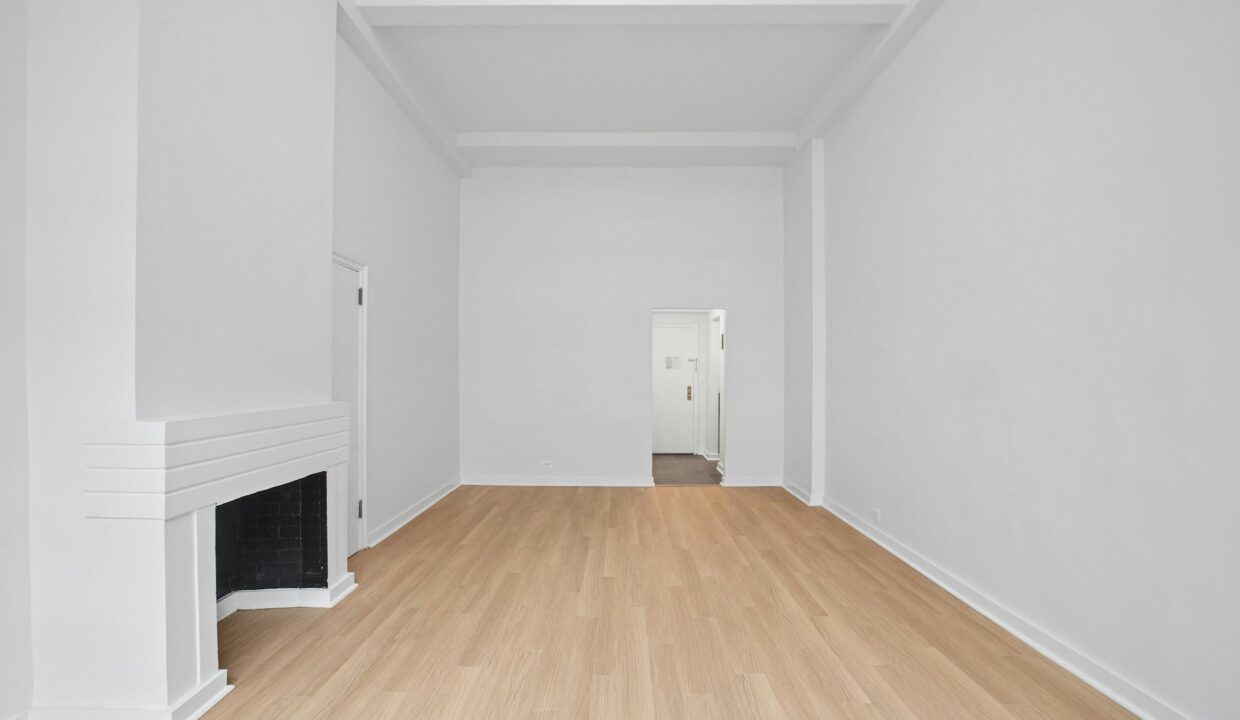 Beaux Arts II - 310 E 44 Apartment 1408 — official Brodsky photo