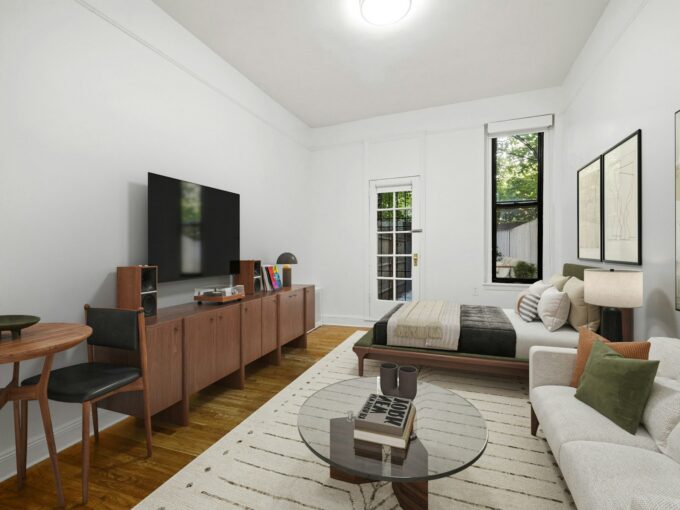 48 Greenwich Avenue Apartment 1B — official Brodsky photo